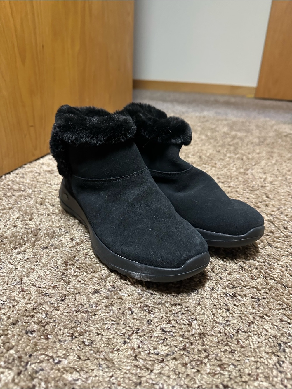 Skechers Black Faux-Fur Cuff Slip-On Ankle Booties